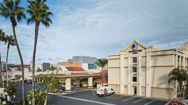 DoubleTree by Hilton Buena Park
