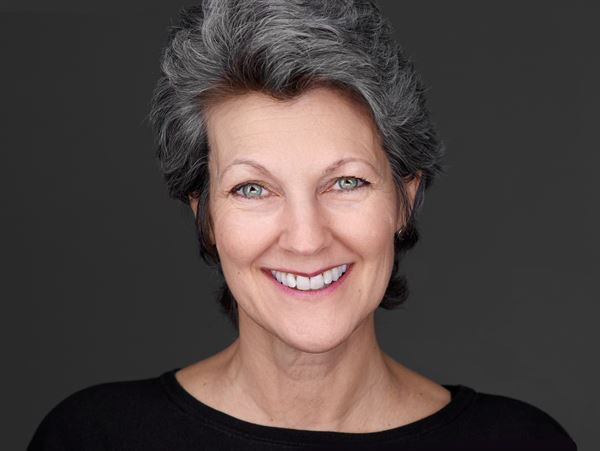 Mark Denney Headshot Photographer