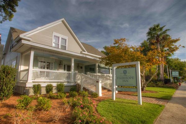 Fairhope Inn & Restaurant
