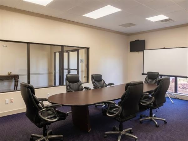 Cottonwood Suites & Conference Center Savannah