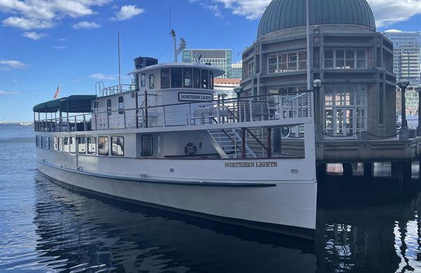BOSTON YACHT CHARTERS