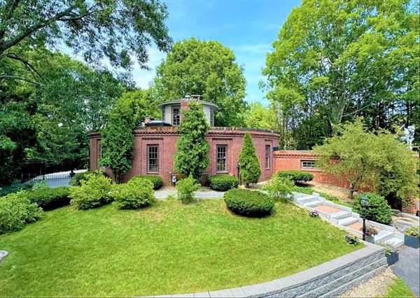 The Dungeon at La Maison O