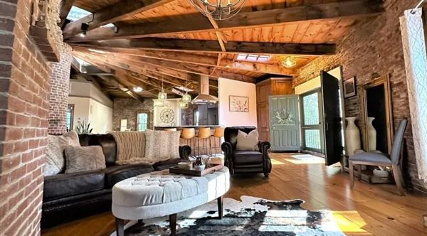 The Dungeon at La Maison O