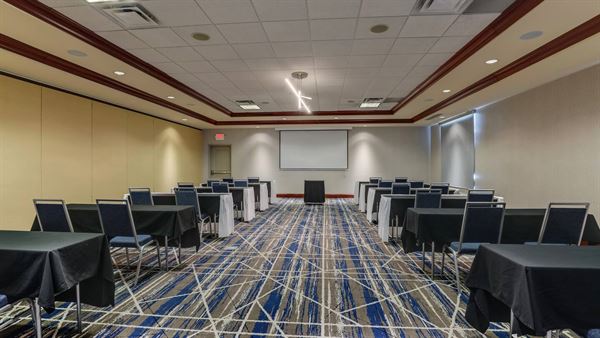 Hilton Garden Inn Indianapolis Airport