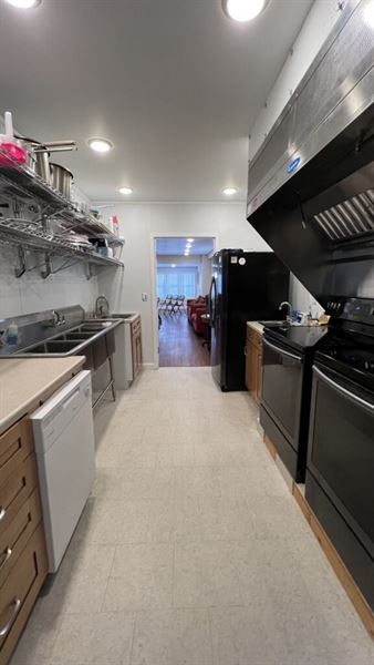 Island Community House