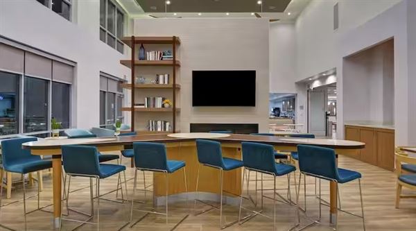 Homewood Suites by Hilton Chula East Lake