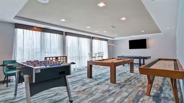 Homewood Suites by Hilton Chula East Lake