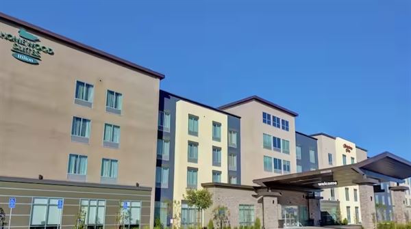 Homewood Suites by Hilton Chula East Lake