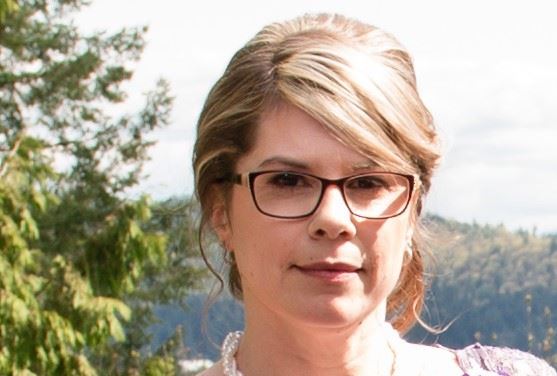 Kathleen March, Wedding Officiant