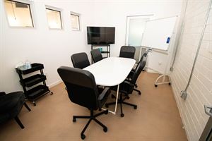 Verde Meeting Room