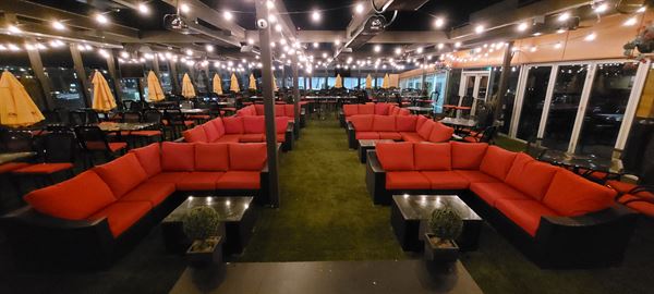 Canadian Brewhouse University District