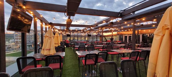 Canadian Brewhouse University District