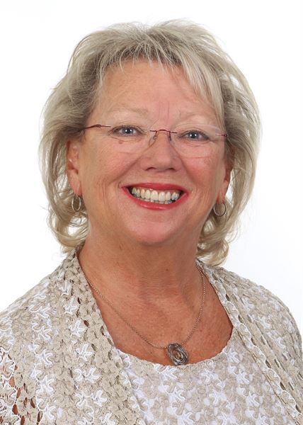 Lorraine Cowan, Life Cycle Celebrant Ceremonies