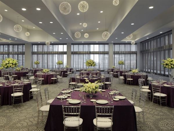 Radisson Blu Aqua Hotel Chicago