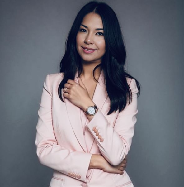 Amayrane Iturbe- Wedding Officiant & Notary