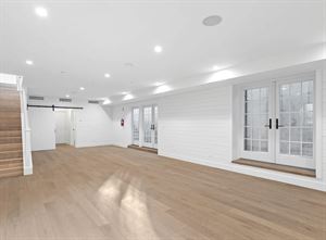 MONTAUK EUCLID LOWER FLOOR