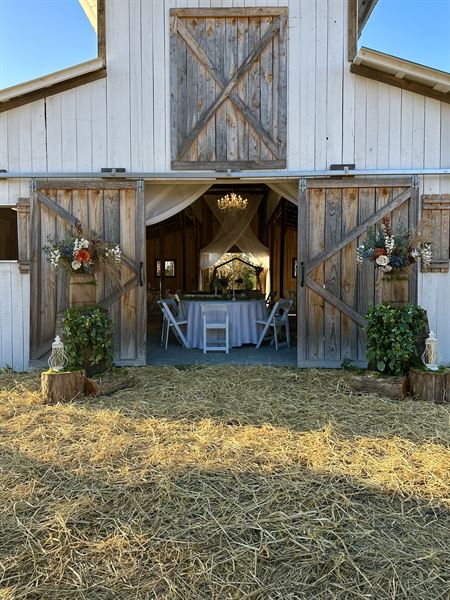 White Oaks Wedding & Event Center