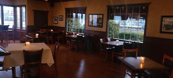 Verrazanos Italian Restaurant