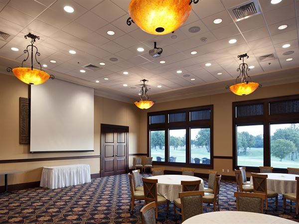 Oakwood Country Club of Enid