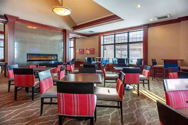 Comfort Suites / Rock Garden Banquet & Conference Center