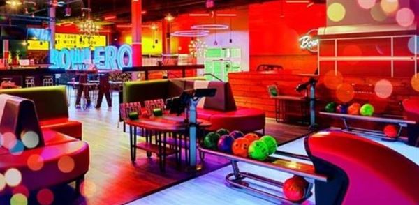 Bowlero Los Angeles
