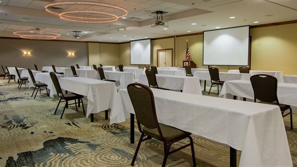 DoubleTree by Hilton Hotel Newark Ohio