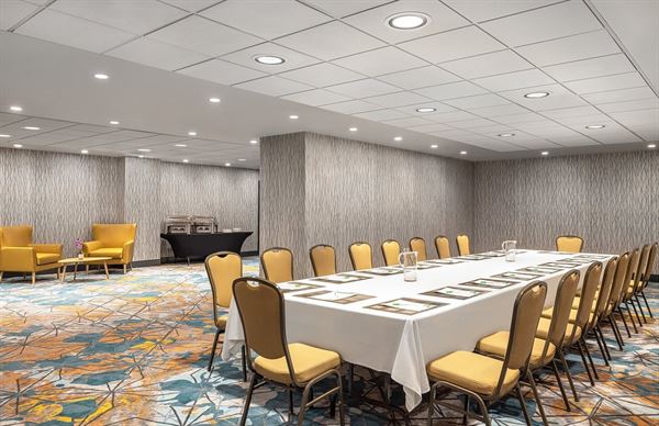 Holiday Inn Toronto Downtown Centre