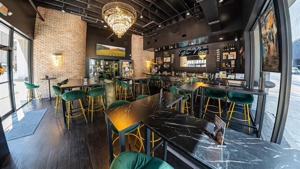 Pur Noire Urban Wineries