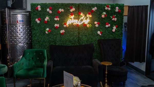 Pur Noire Urban Wineries