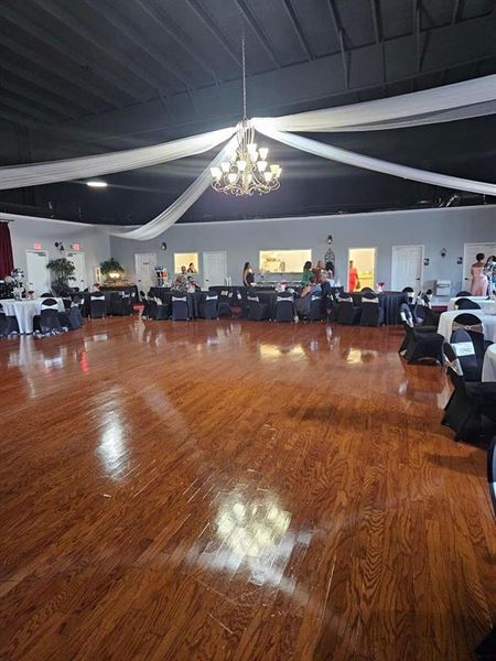 Cha Cha's Event Center