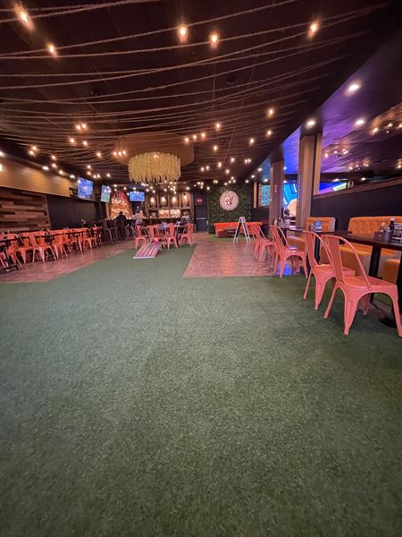 Whiskey Roots Bar & Grill