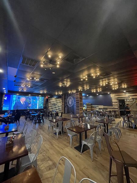 Whiskey Roots Bar & Grill