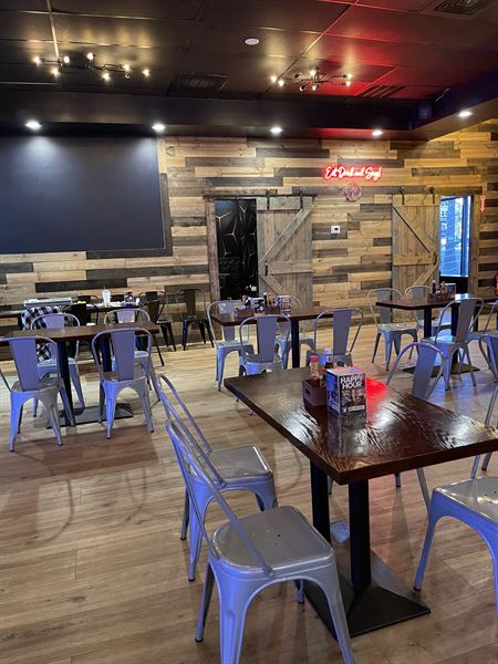 Whiskey Roots Bar & Grill