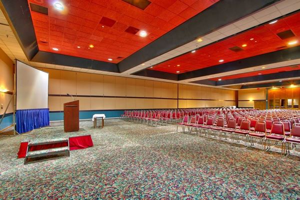 MCM Grande Hotel and Fun Dome