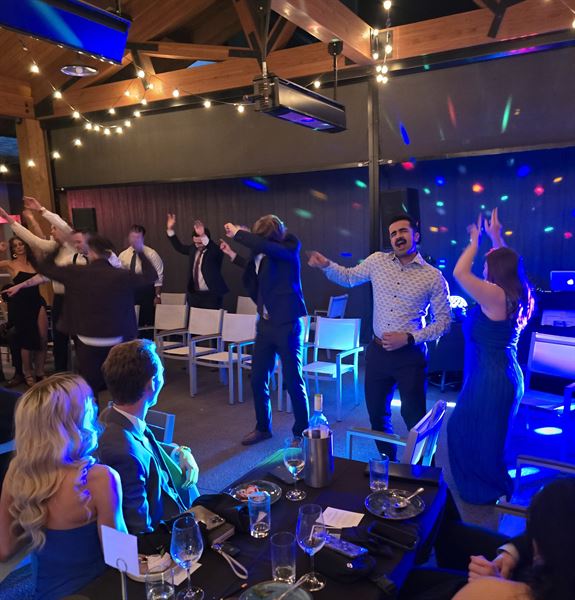 Banff AB -Hooper the Fun Hypnotist  Corporate Party Entertainment