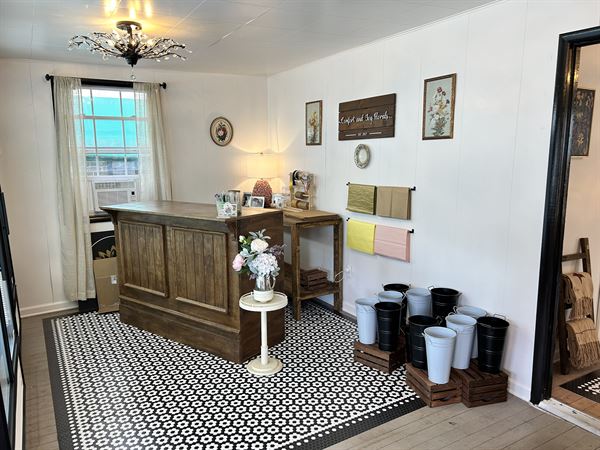 Comfort and Joy Florals