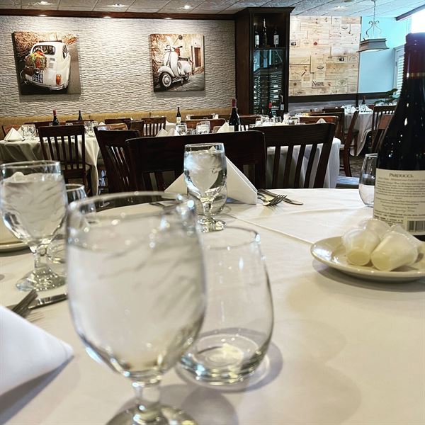 Luigi's Restaurant & Gourmet Express