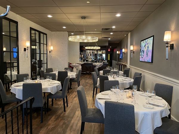 One Door West by Gianni's