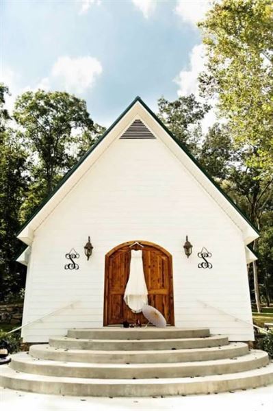 Lazy G Wedding Chapel and Cabin Rentals