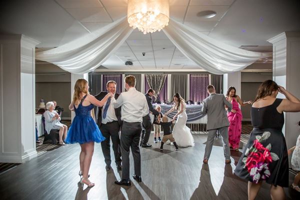 Cambridge Hotel and Conference Centre