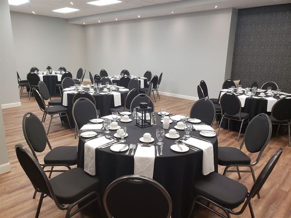 Cambridge Hotel and Conference Centre