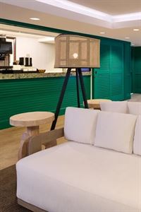 Voyager 47 Club Deck and Room