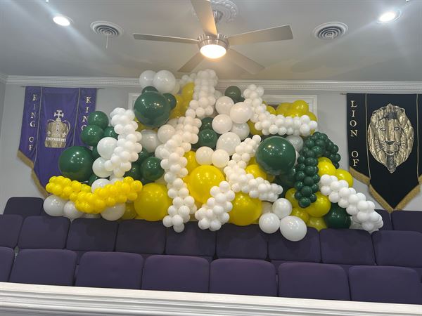 Raye Machelle’s Event & Decor