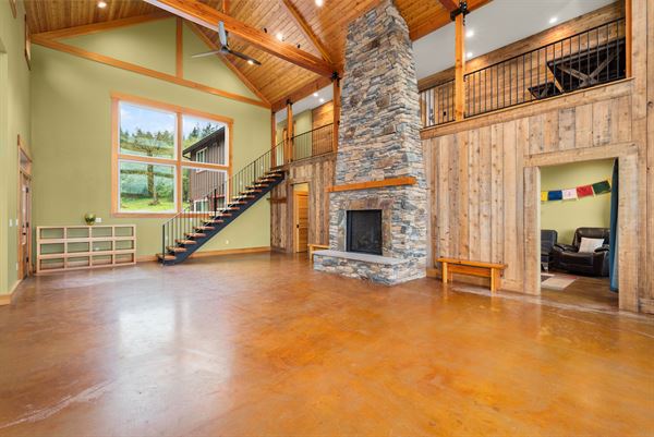 Pretty Bird Weddings and Events