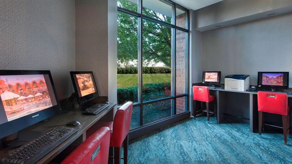 Sheraton Suites Philadelphia Airport