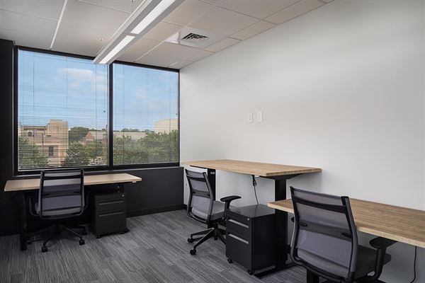 E | Spaces Franklin Square