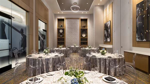 Hilton BNA Nashville Airport Terminal