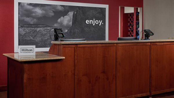 Hampton Inn & Suites Phoenix-Surprise