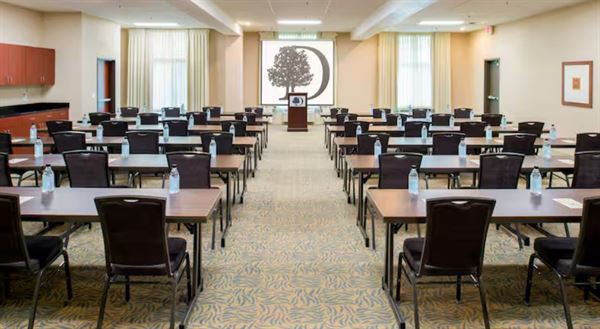 DoubleTree by Hilton Hotel Olympia