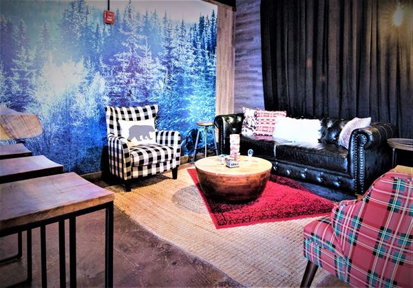 Kick Axe Throwing - BK